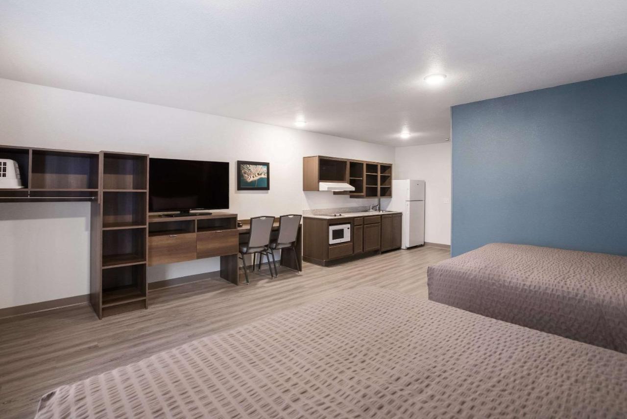 Woodspring Suites Detroit Madison Heights Extérieur photo