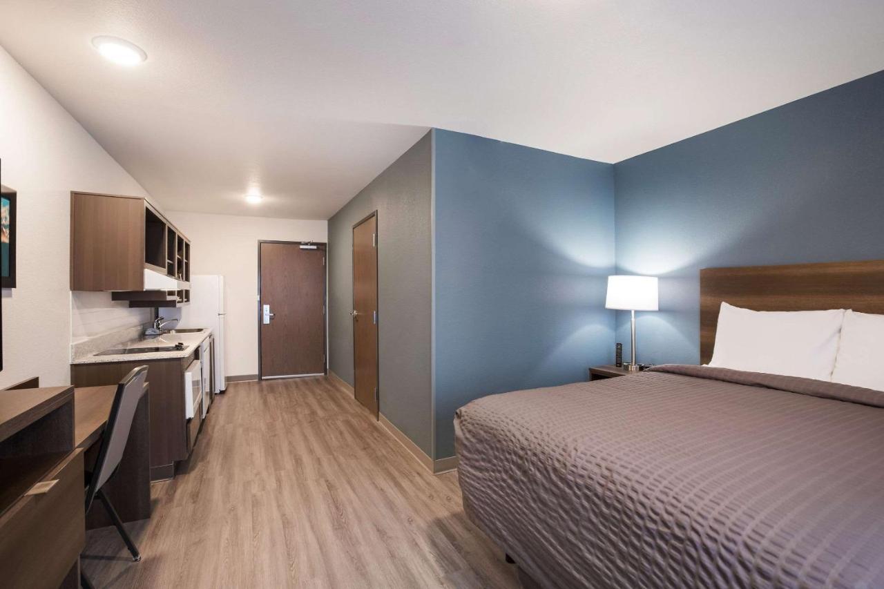 Woodspring Suites Detroit Madison Heights Extérieur photo