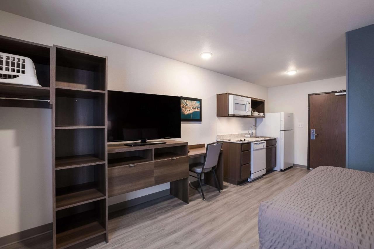 Woodspring Suites Detroit Madison Heights Extérieur photo