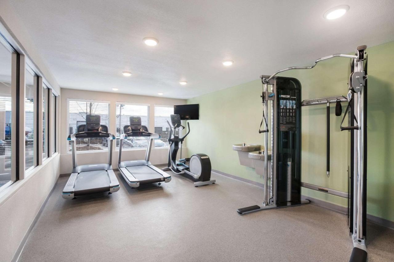 Woodspring Suites Detroit Madison Heights Extérieur photo