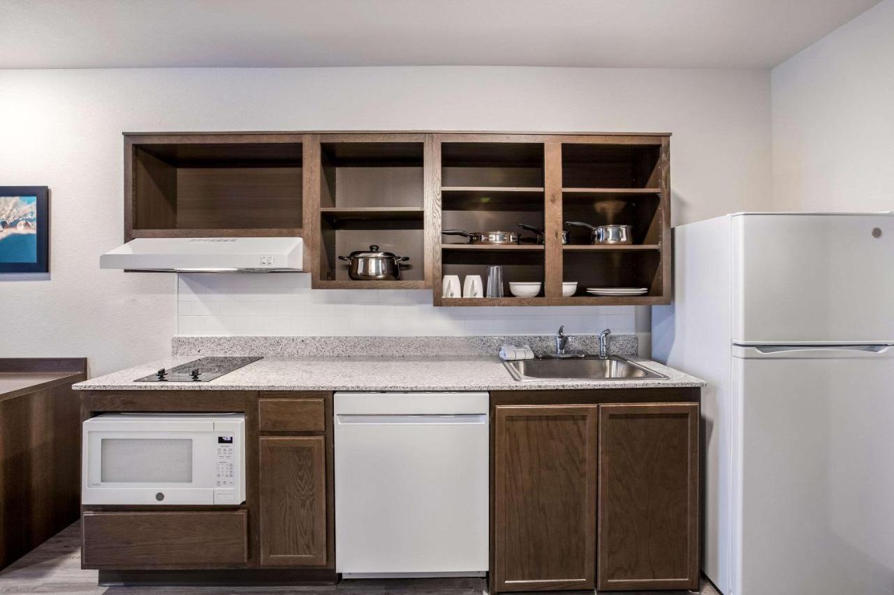 Woodspring Suites Detroit Madison Heights Extérieur photo